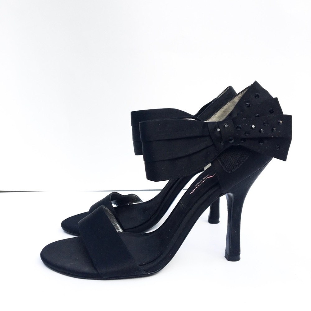 Nina Women’s Ankle Strap Satin Heels